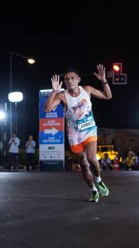 BIB: 8807
                            <button type="button" onclick="openModal(23006296)" class="btn btn-primary btn-sm float-right btn-popup" data-toggle="modal" data-target=".modal-high-quality">
                        <i class="fas fa-shopping-cart"></i> Add to Cart
                    </button>
                                            <button type="button" onclick="isThisMe(23006296, true)" class="btn btn-success btn-sm float-right btn-popup btn-isme hidden" data-toggle="tooltip" data-placement="bottom" title="นี่คือรูปของคุณใช่ไหม คลิกที่นี่เพื่อเอาเข้าอัลบั้ม">
                        <i class="fas fa-plus"></i> Add to album
                    </button>
                    <button type="button" onclick="isThisMe(23006296, false)" class="btn btn-warning btn-sm float-right btn-popup btn-isnotme hidden">
                        <i class="fas fa-ban"></i> Remove from album
                    </button>